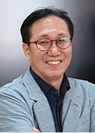 이응준 교수